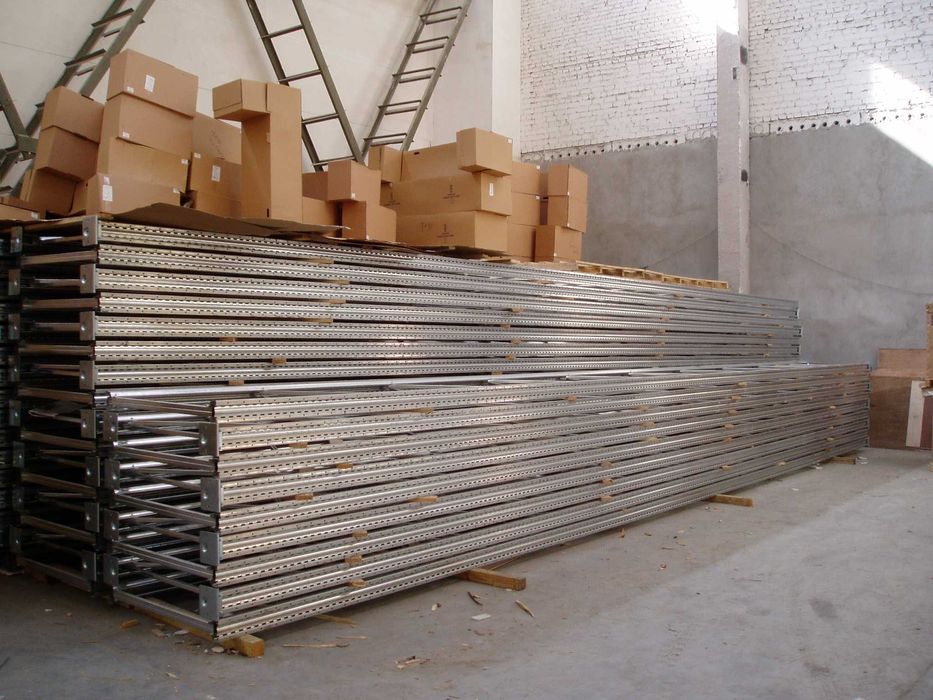 Паллетний стелаж Полочний стелаж мезонін Стелаж б/в б/у