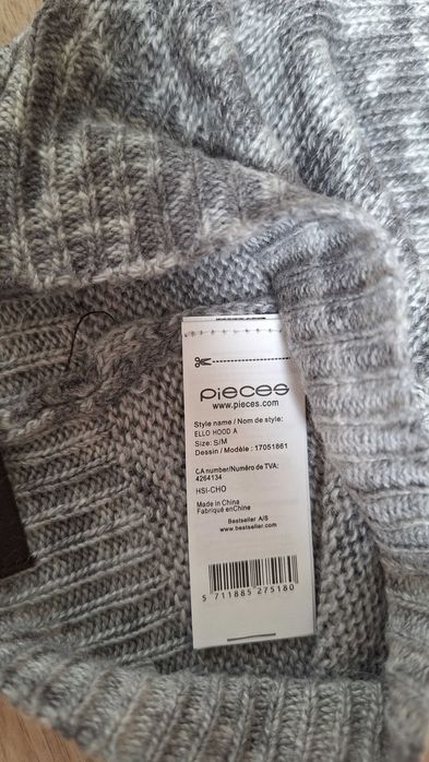 Nowa cienka czapka szara/popielata r. S/M (XS) Pieces