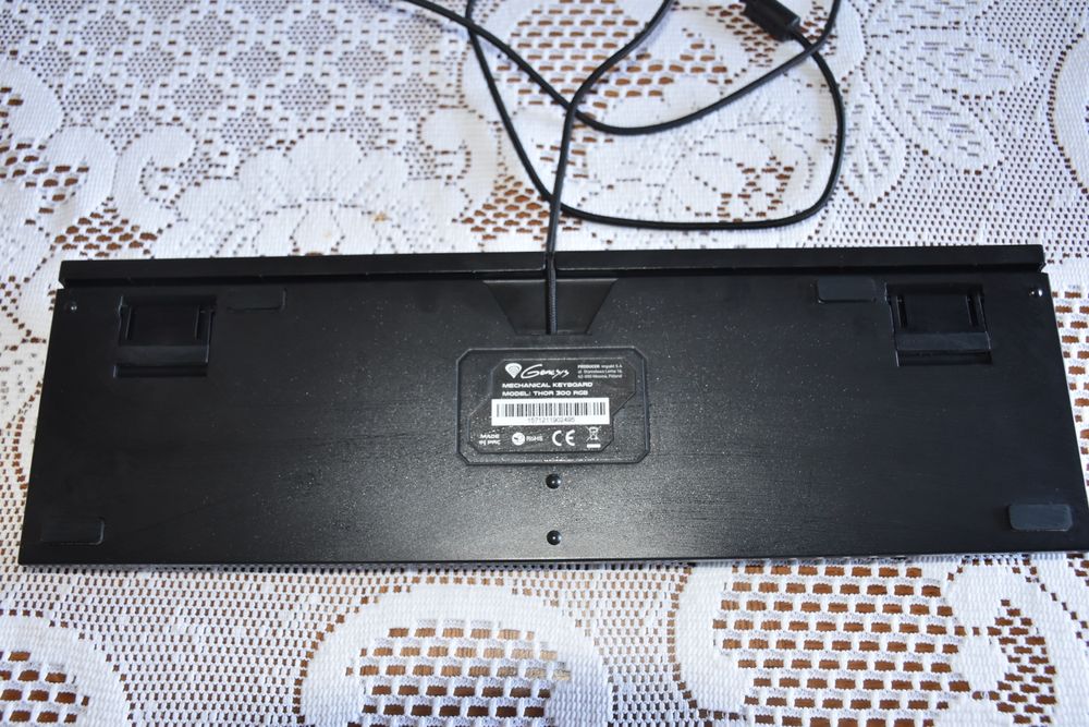 Klawiatura Genesis –Thor 300 RGB przewodowa | dla graczy i do pracy |