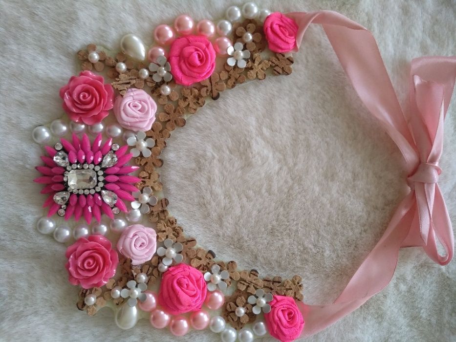 Colar Artesanal com Pedras