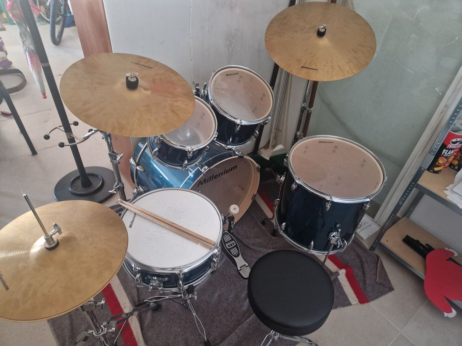 Bateria acústica Millenium MX420 Studio