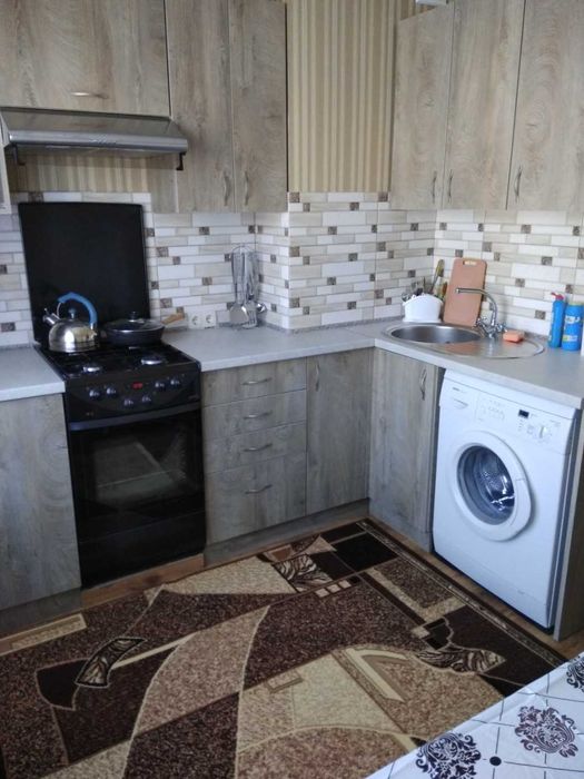 Сдам посуточно 1-о комнатную Крытый рынок Хозяйка