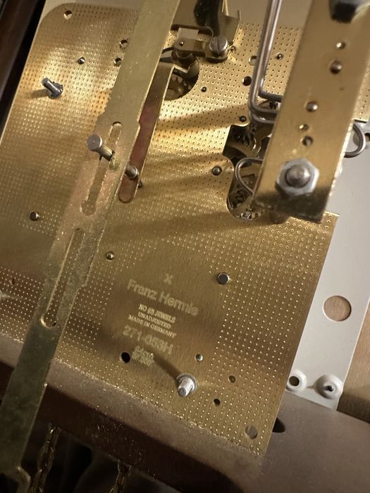 Zegar stojący podłogowy, drewniany, mechaniczny. Franz Hermle-Niemcy