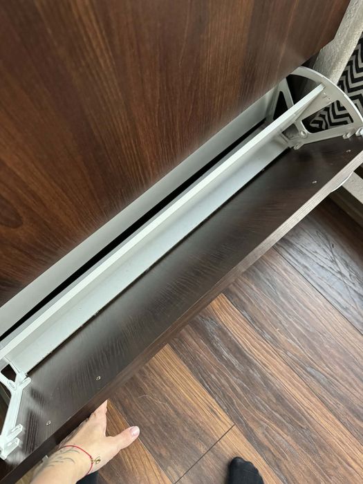 Szafka na buty praktycznie nowa