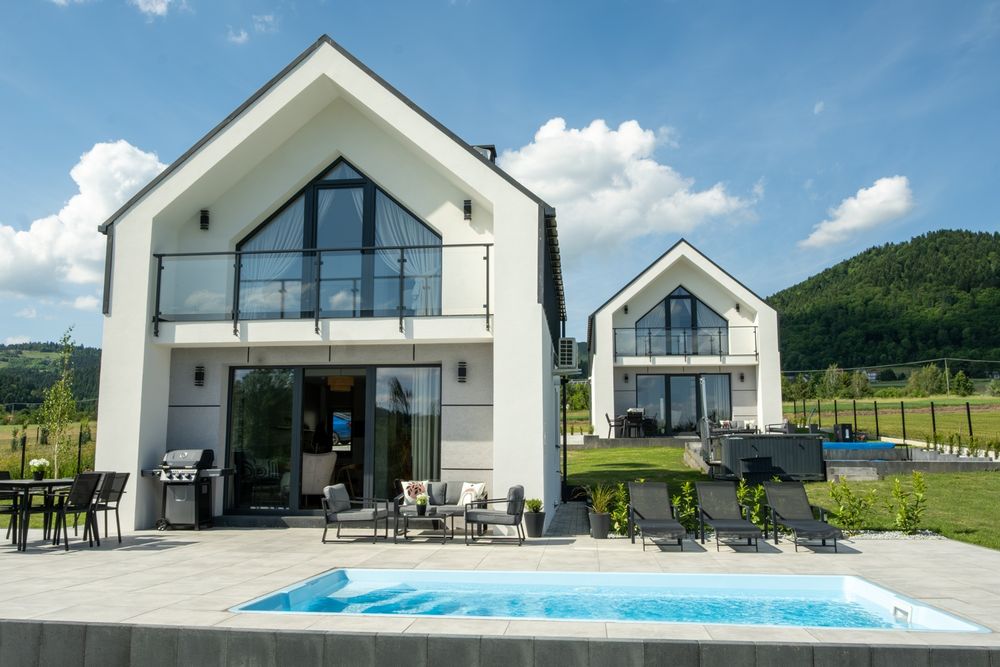 Domek na wynajem z basenem jacuzzi sauna