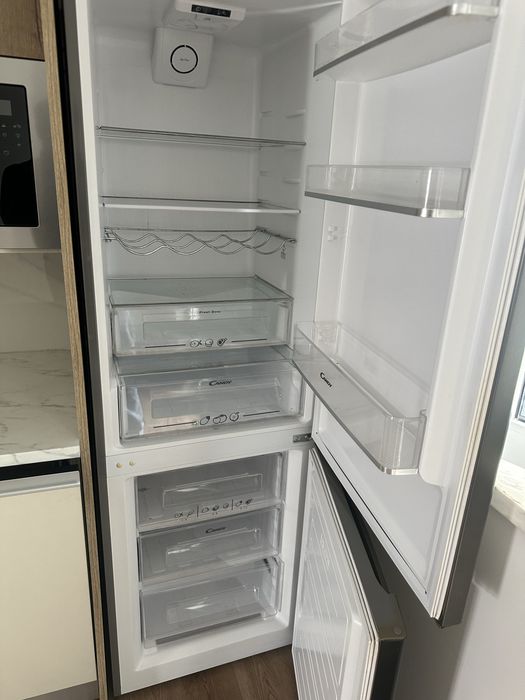 FRIGORIFICO Novo (c/ 1 ano)