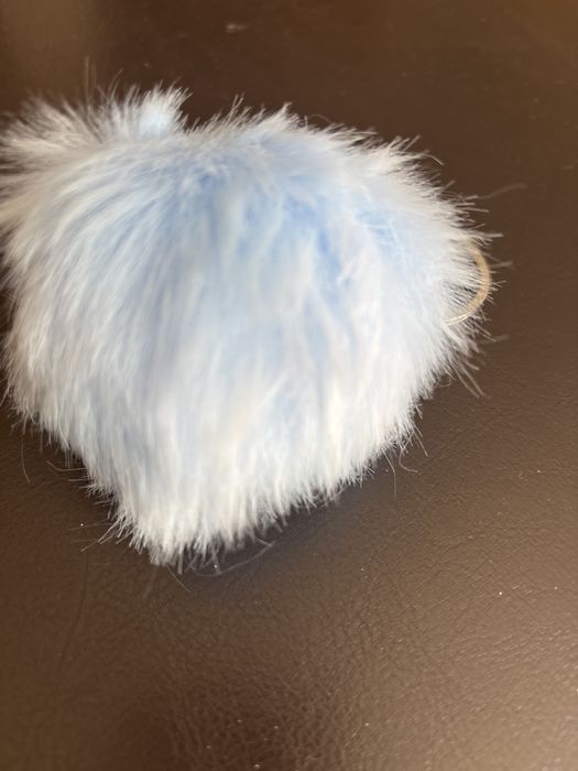 Pompon przywieszka