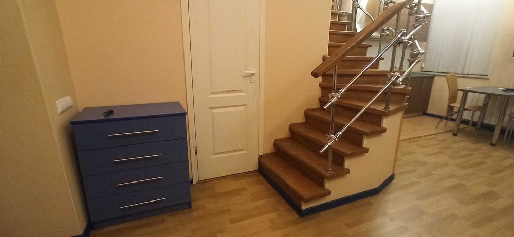 Здам дворівневу квартиру-студію біля метро Арсенальна, Печерськ