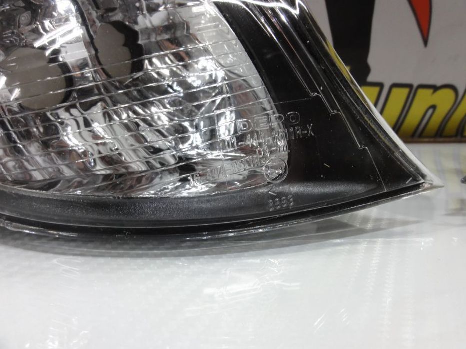 Pisca frontal bmw e46 4p 01-05 fundo cristal