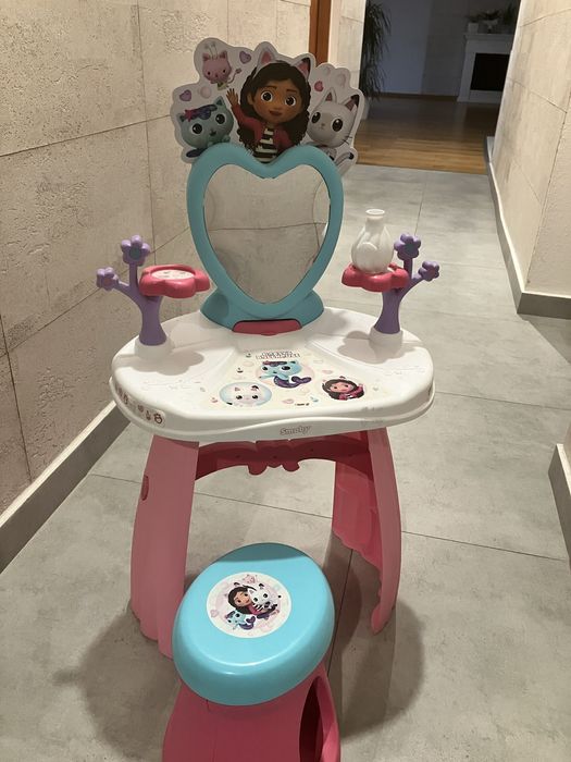 Toaletka dla dziewczynki