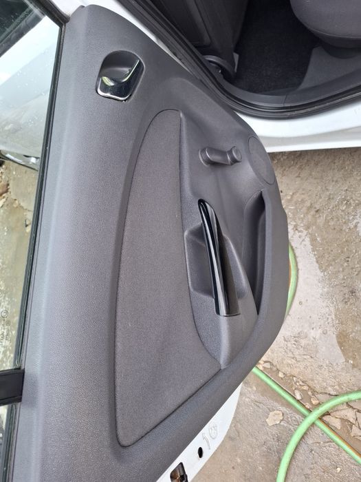 Opel corsa 2010 90cv