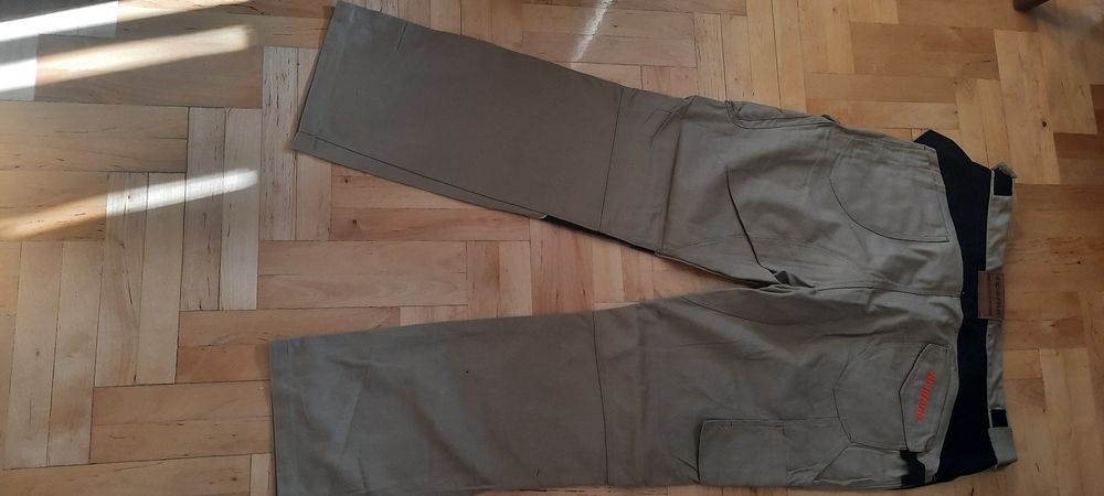 Spodnie robocze 106-110 pas