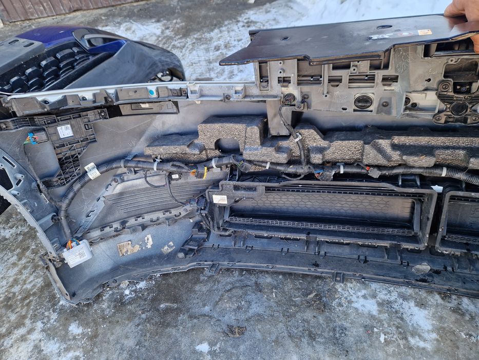 Hyundai ioniq 5, бампер передній C5G  комплектний