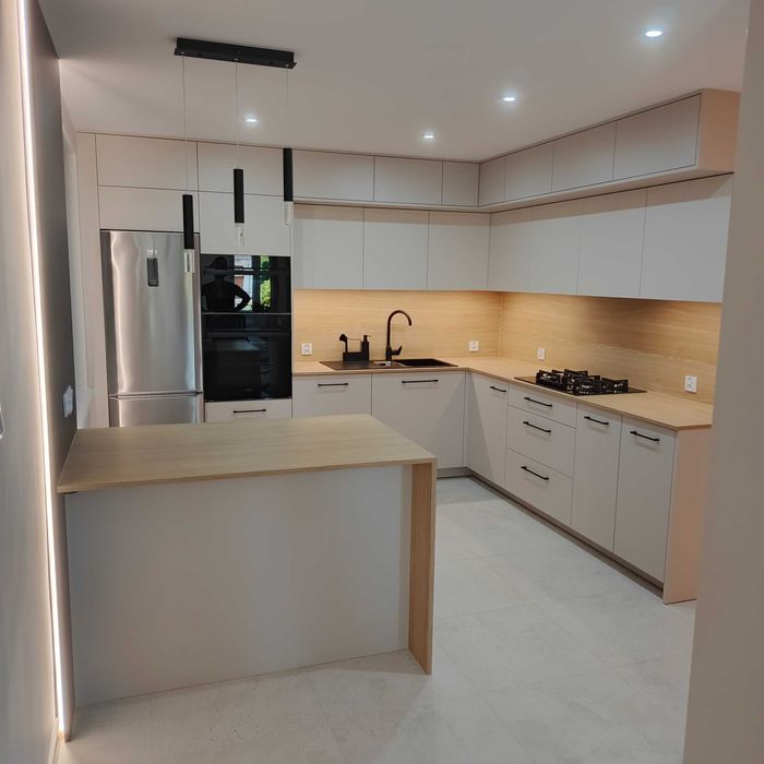 Meble na wymiar.Producent