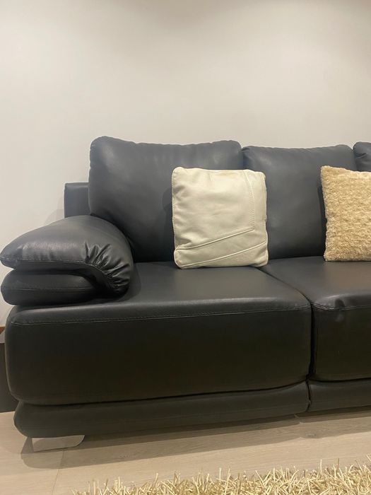 Sofá + mesa de centro