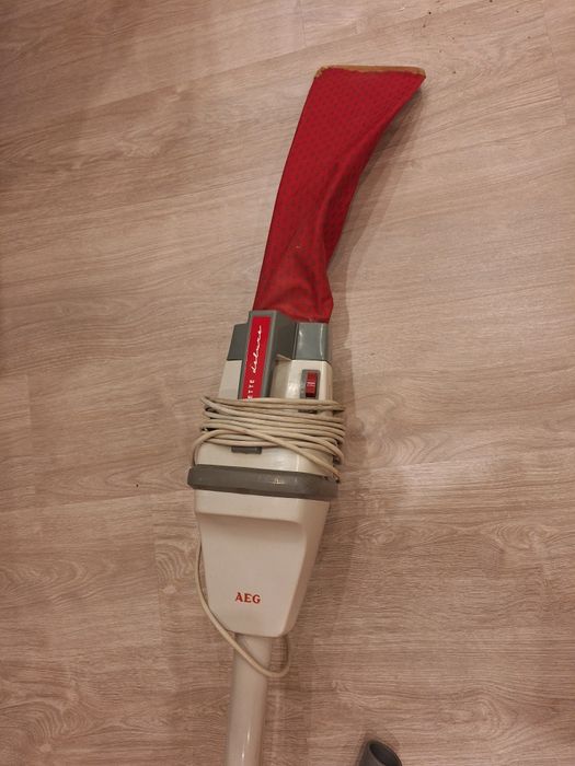 Aspirador AEG trabalha muito bem