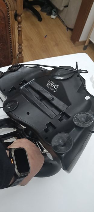 Volante PS4 + Gran Turismo – Pronto a jogar