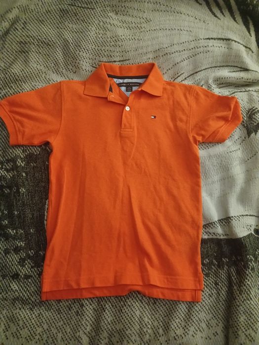 Футболка Tommy Hilfiger.