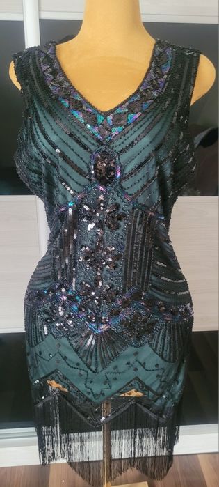 Sukienka koktajlowa  lata 20 z frędzlami