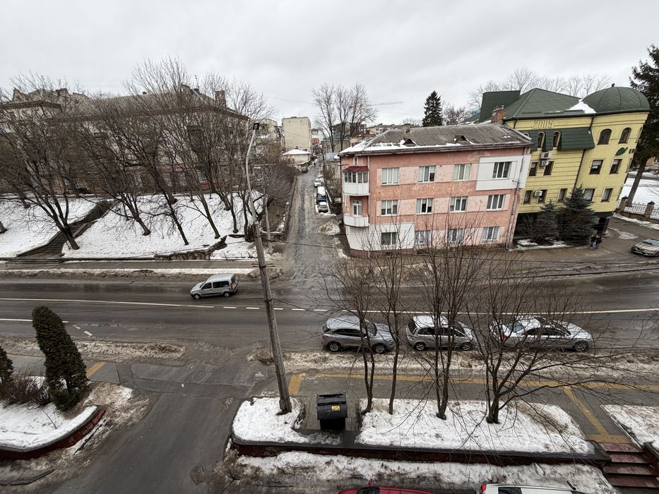 Продаж 3х кім кв Центр