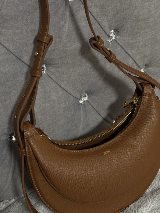 Оригінальна сумка JW PEI Sharon Crossbody Bag коричневого кольору