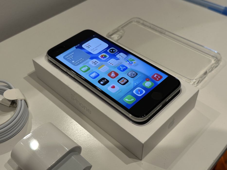 iPhone SE 2022– stan bardzo dobry , komplet bateria 91%