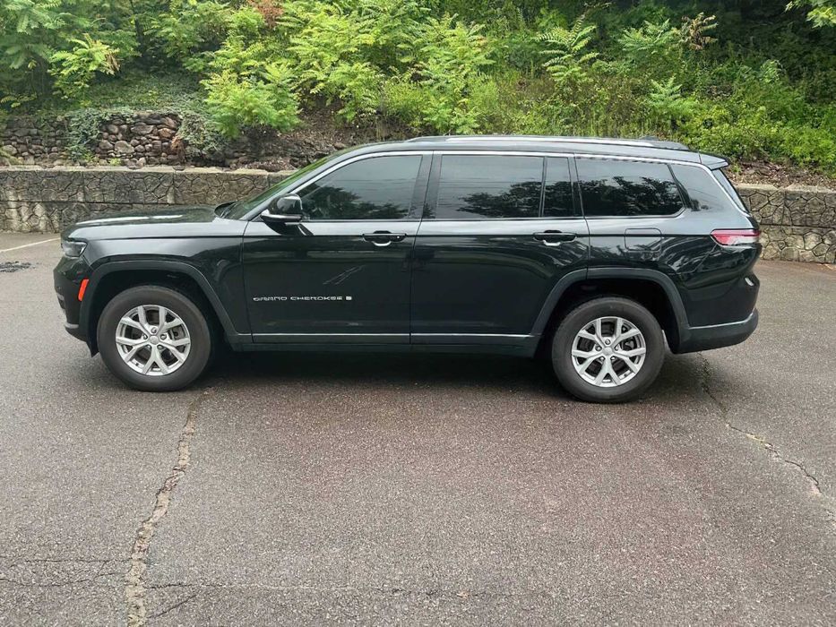 Jeep Grand Cherokee L Limited      2023