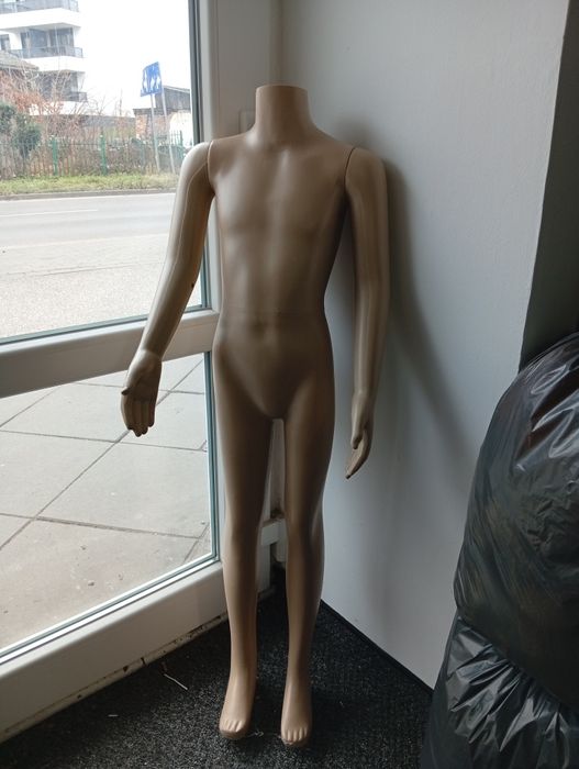 Manekin dziecko chlopiec