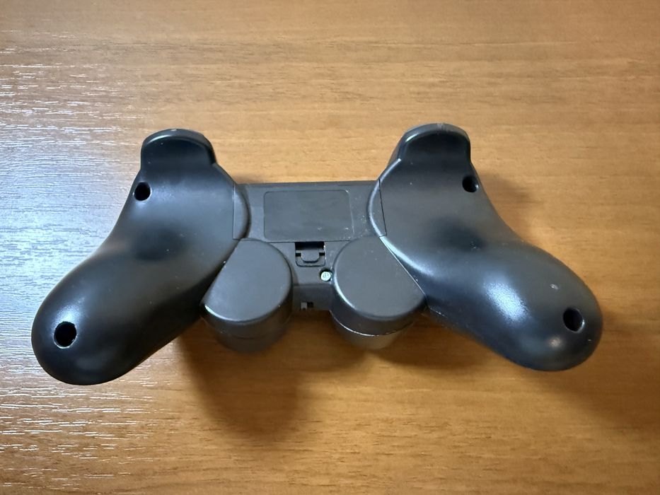 Геймпад для ПК і консолей + батарейки в комплекті