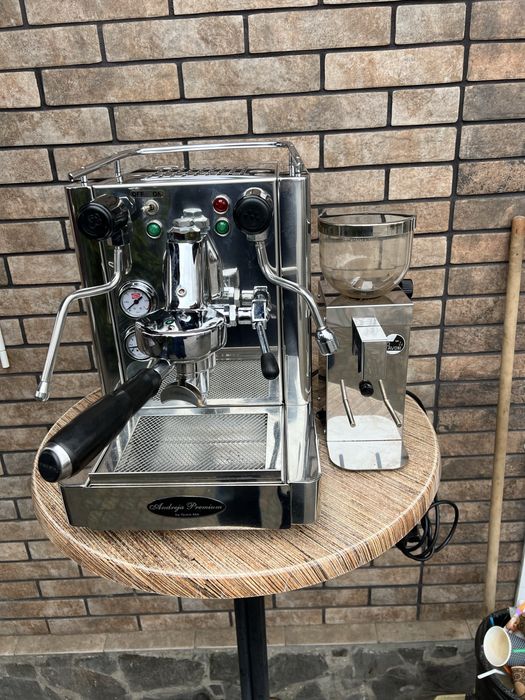 Кофеварка професійна  для дому