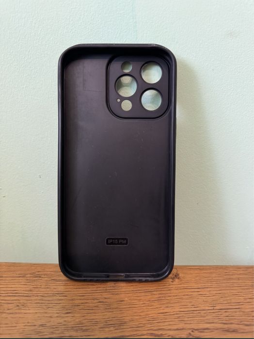 Стильні чохли для iPhone 15 Pro Max та 12/Pro