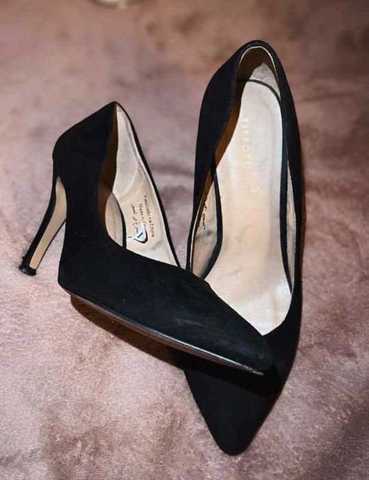 Sapatos de salto alto