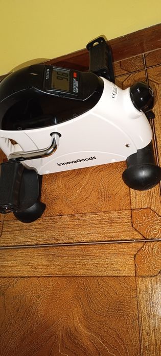 Bicicleta estática pequena