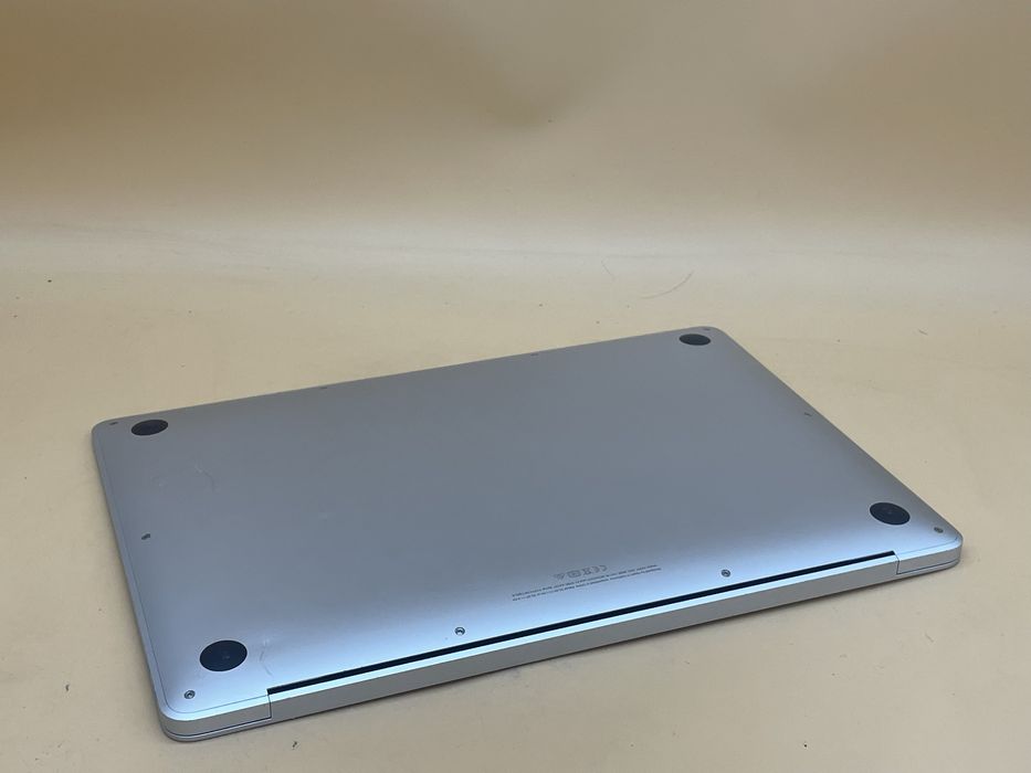 Macbook air 2020 m1 стан нф фото 90 циклів