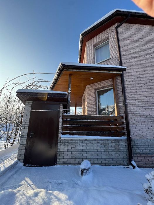 Будинок у Бучі з ремонтом на великій ділянці!