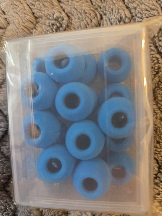 Pianki do słuchawek T400, rozmiar L, niebieskie.