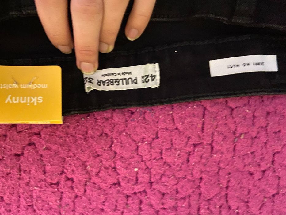 Calças de ganga da Pull qnd bear novas tamanho 42 modelo skinny