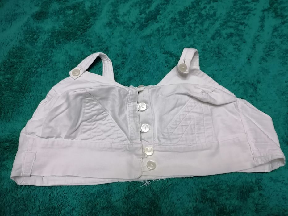 Coletes de baixo brancos