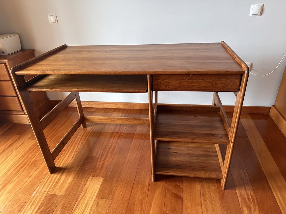 Secretária de escritório