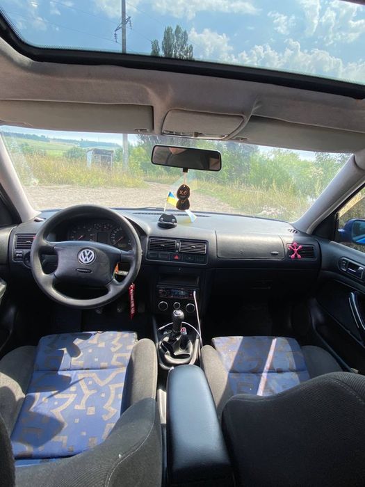 продам Volkswagen Golf 4