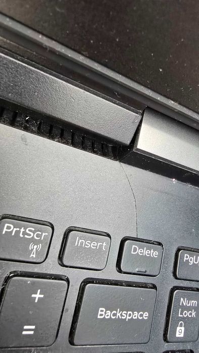 Laptop Dell inspiron 7566 i7