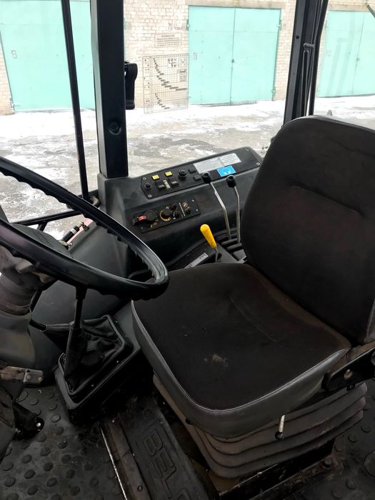 Продам трактор мтз-1523