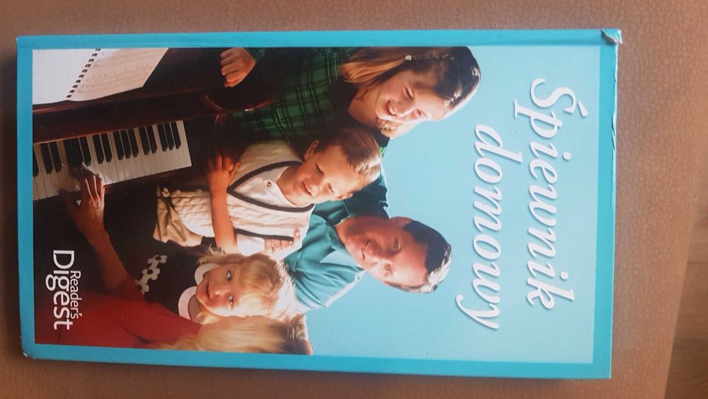 Śpiewnik domowy z 4 płytami CD