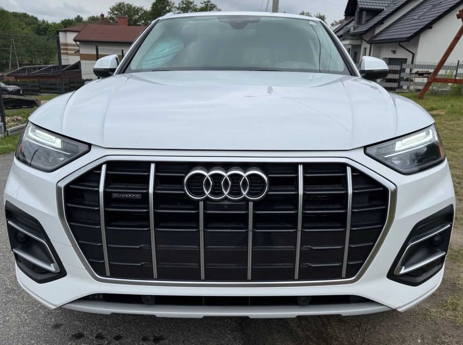 Бампер Audi Q5 рестайл разборка шрот Audi Q5 запчастини Audi Q5