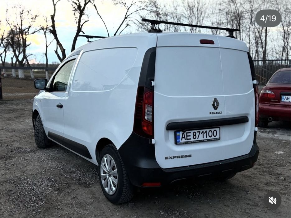 Авто Renault Express 2022