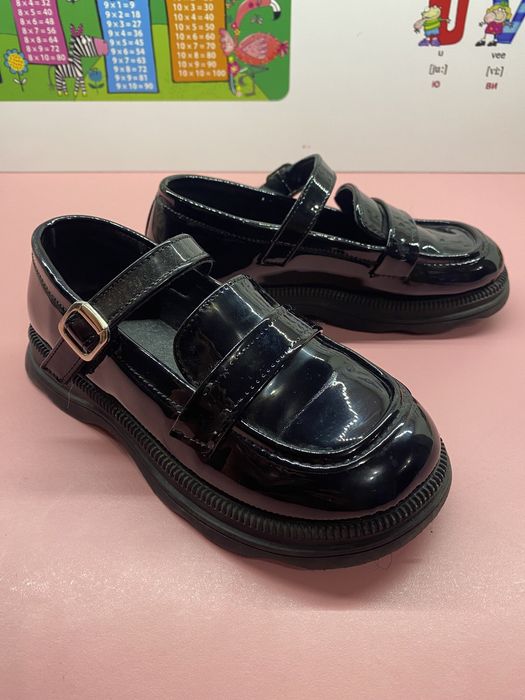 Туфли на девочку