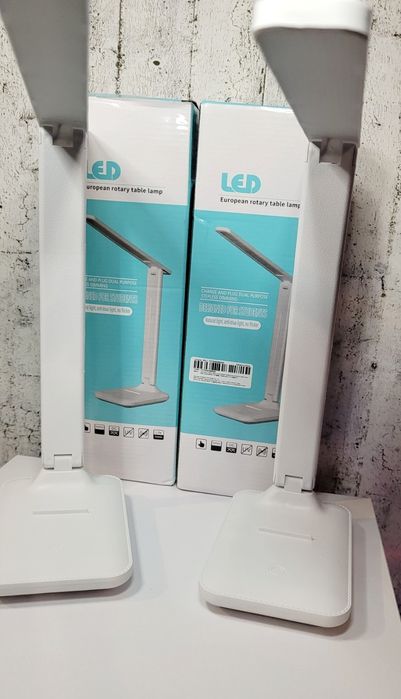Настольная лампа LED В НАЯВНОСТІ