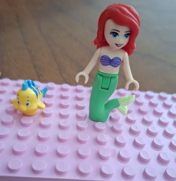 Troca ou venda de figuras Lego Friends