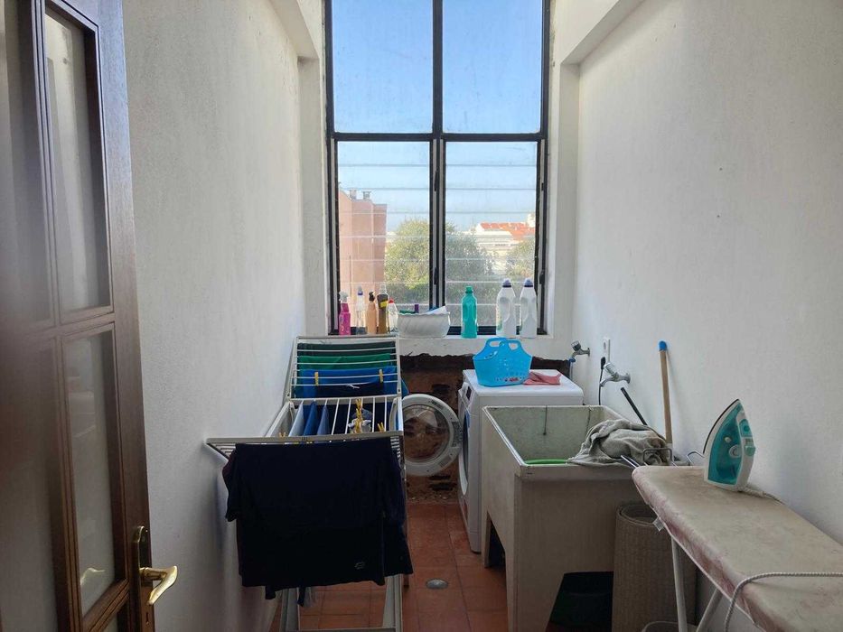 Apartamento T3+1 duplex para arrendar em Espinho