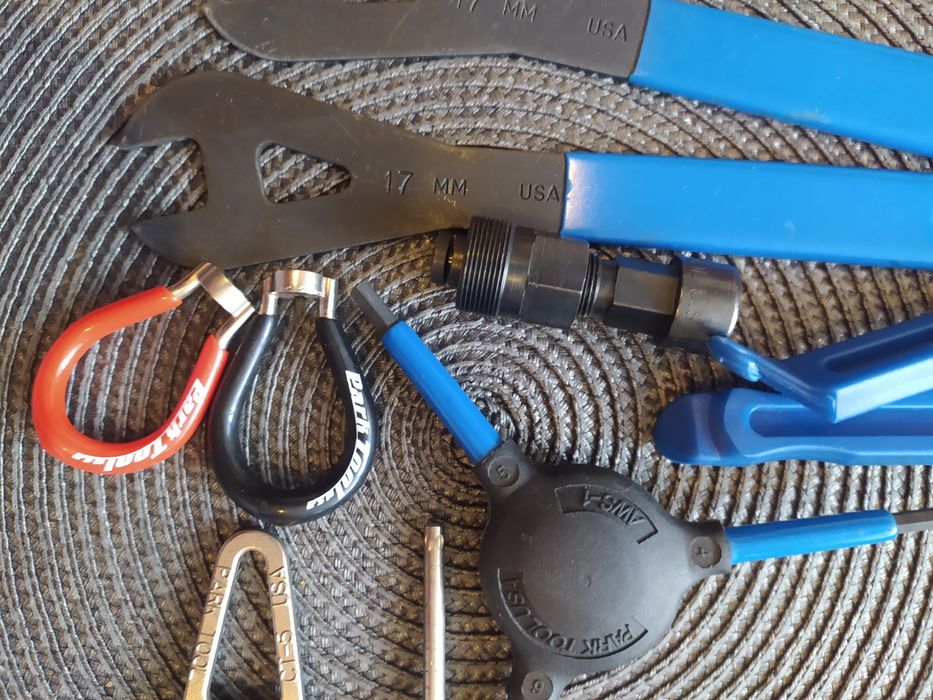 Klucze narzędzia rowerowe